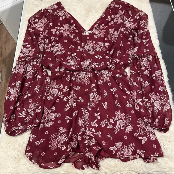 Floral Romper - Picture 1 of 10